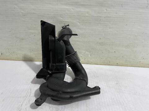 Tubo de Escape Toyota Prius BASIS AUT. 78CV