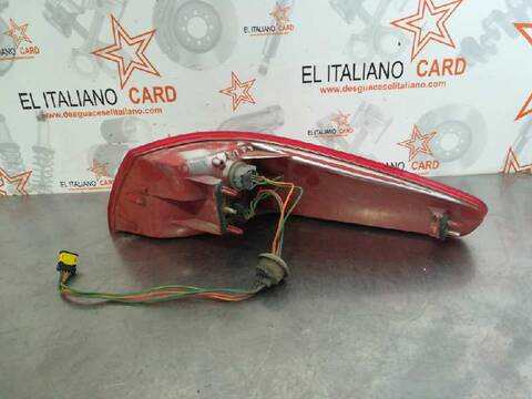 Foto 2ª: Piloto Trasero Izquierdo Peugeot 607 BASICO 133CV 98KW [4HXDW12TED4FAP] (2000)