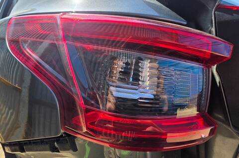 Foto 2ª: Piloto Trasero Izquierdo Nissan Qashqai 1 3 LTR. - 103 KW 16V CAT 2018 140CV