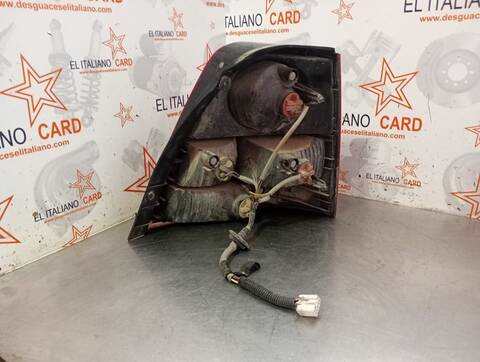 Foto 3ª: Piloto Trasero Izquierdo Kia Sorento 2.5 CRDI CONCEPT 140CV 103KW [D4CB] (2005)