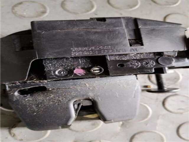 Cerradura Maletero Portón Peugeot 308 1.6 ACTIVE [1.6 LTR. - 85 KW 16V E-HDI FAP]