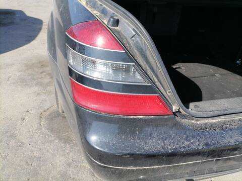 Foto 3ª: Piloto Trasero Izquierdo Mercedes Clase S 220 500 221.071) BERLINA 388CV 285KW [M273961] (2006)