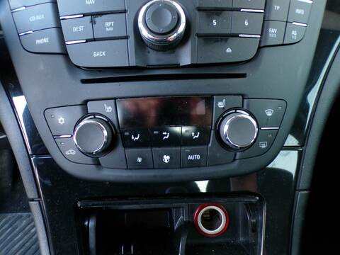 Mando Climatizador Opel Insignia A20DTH BERLINA