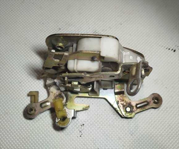 Cerradura Puerta Trasera Derecha Nissan Patrol 3.3 D SD33