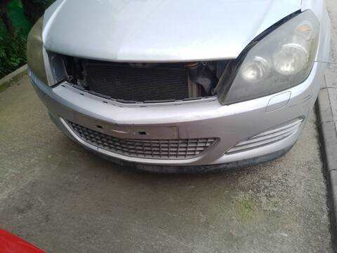 Foto 4ª: Paragolpes Delantero Opel Astra ENJOY 90CV 66KW [Z14XEP] (2004)