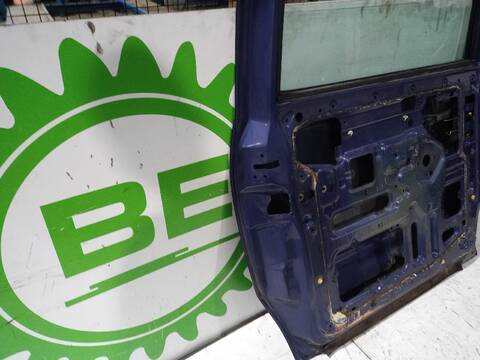 Foto 3ª: Puerta Lateral Corredera Izquierda Nissan Serena 2.3 LX DIESEL 75CV [LD23] (1992)