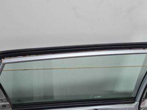 Foto 2ª: Puerta Trasera Izquierda Hyundai i30 1.6 CRDI CAT 90CV 66KW (2011)