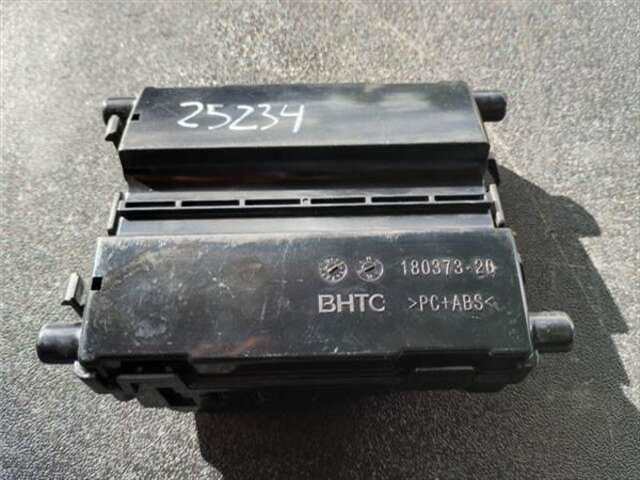 Foto 2ª: Climatizador Mercedes Clase C 160 2.1 C 220 D (205.304) [2.1 LTR. - 125 KW CDI CAT] [651.921]