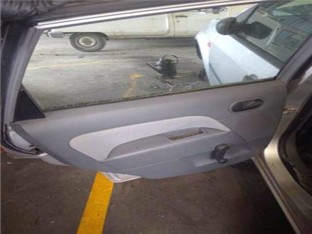 Foto 2ª: Puerta Trasera Izquierda Ford Fiesta 1.4 TDCI [F6JA]