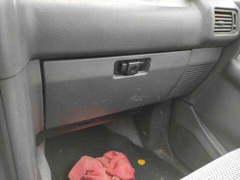 Guantera Mitsubishi Montero 4D56