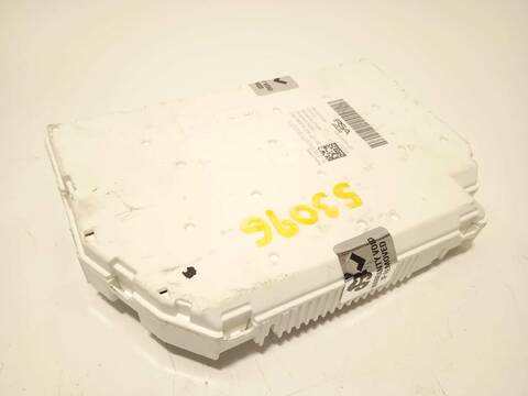 Foto 3ª: Caja Reles Fusibles Peugeot 308 1.6 ALLURE HYBRID 150CV 110KW [5G06] (2022)