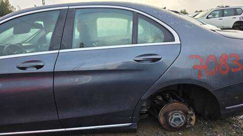 Puerta Trasera Izquierda Mercedes Clase C 160 651921 BERLINA AUT.