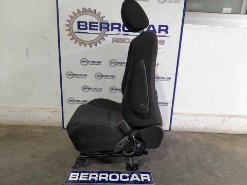 Foto 2ª: Asiento Delantero Derecho Toyota Verso 2.2 D-CAT 177CV [D/ 2AD-FHV] (2004)