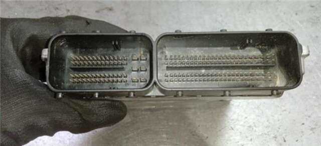 Foto 3ª: Centralita Motor ECU Bmw Serie 3 315 320 D [204D4]