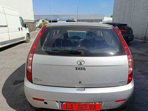 Portón Tata Indica 750E4000
