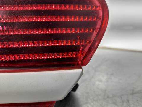 Foto 3ª: Piloto Trasero Derecho Peugeot 406 2.0 HDI CAT BERLINA 90CV 66KW [RHY] (2003)