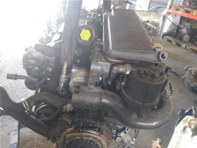 Foto 3ª: Culata Peugeot 206 1.4 HDI ECO 70 [8HX (DV4TD)]