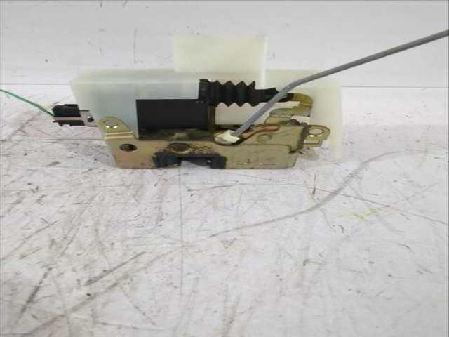 Foto 2ª: Cerradura Puerta Delantera Derecha Renault Megane 1.6 16V LA00 LA04 LA0B LA11 LA16 LA19 LA1J LA1K ... 107CV [K4M 700 K4M 701 K4M 706 K4M 708 K4M 709] (1996)