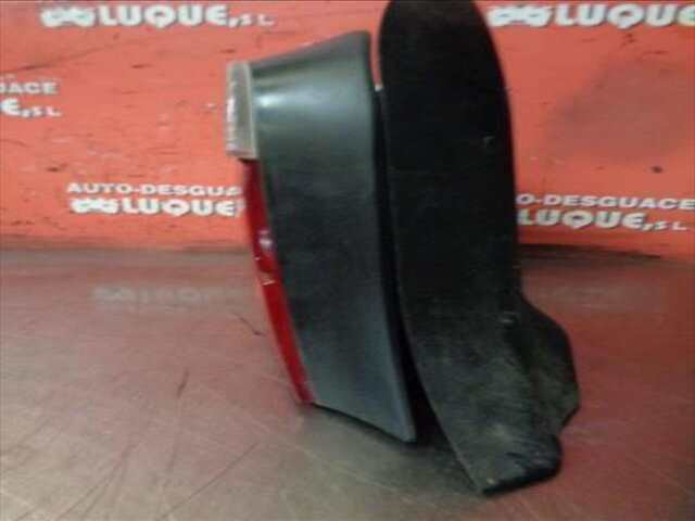 Foto 2ª: Piloto Trasero Izquierdo Bmw Serie 3 315 318TDS 1.7 TURBODIESEL (90CV) [174T1D]