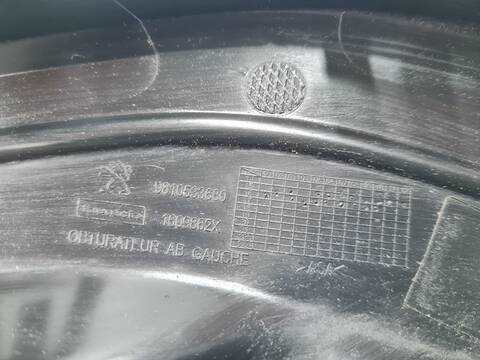 Foto 2ª: Rejilla Delantera Peugeot 208 68CV [HM01] (2017)