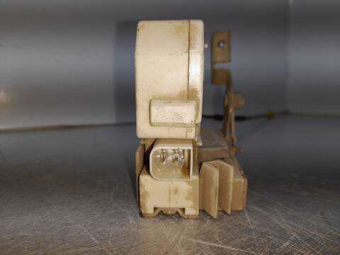 Foto 3ª: Cerradura Puerta Trasera Derecha Ford Escort CL BERLINA 90CV 66KW [L1H] (1997)