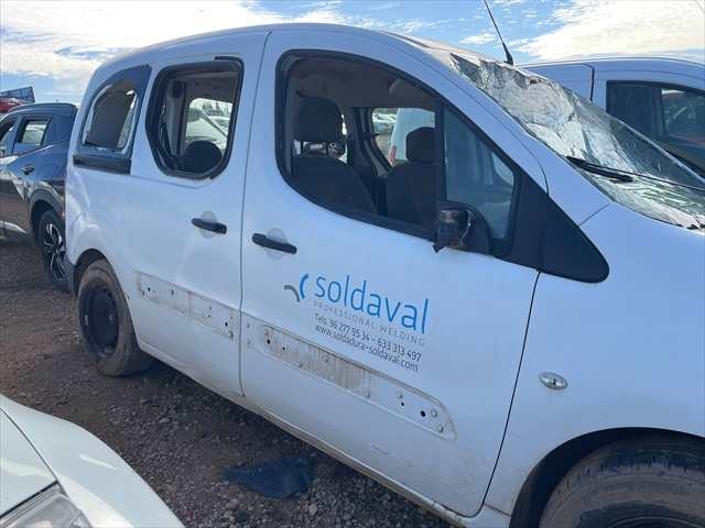 Foto 2ª: Puerta Delantera Derecha Peugeot Partner 1.6 HDI 100cv [BH02] (2015)