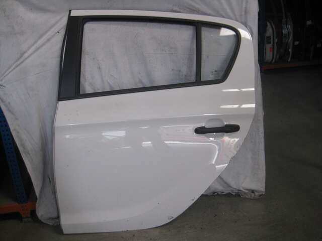 Puerta Trasera Izquierda Hyundai i20 1.3 I
