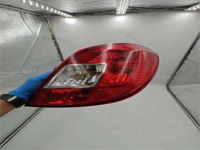 Foto 2ª: Piloto Trasero Derecho Opel Corsa 1.2 ESSENTIA [1.2 LTR. - 63 KW CAT (A 12 XER - LDC)] [A 12 XER / LDC]