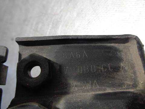Foto 2ª: Cerradura Capot Ford Fiesta AMBIENTE 82CV 60KW [SNJB] (2009)
