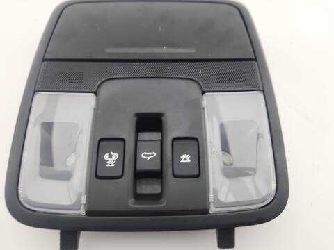 Foto 2ª: Luz Interior Kia Xceed GT-LINE 160CV 118KW [G4LK] (2025)