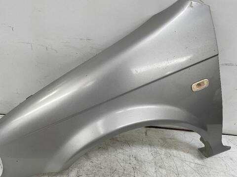 Foto 3ª: Aleta Delantera Izquierda Kia Carnival 2.9 CRDI LX AUT. 144CV [J3] (2001)