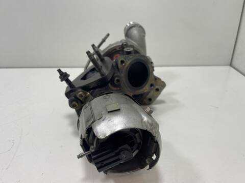 Foto 3ª: Turbocompresor Jaguar XF 306DT (2010)
