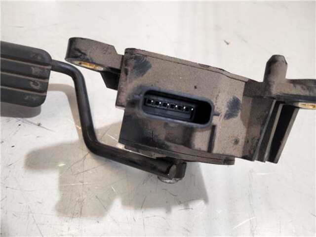 Foto 3ª: Pedal Acelerador Renault Scenic 1.5 ADVENTURE BY CORONEL TAPIOCCA [1.5 LTR. - 78 KW DCI DIESEL] (JM)(2003-_) [K9K P7]