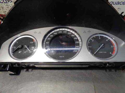 Foto 3ª: Cuadro de Instrumentos Mercedes Clase C 160 C 250 CDI BLUEEFFICIENCY 204.003) BERLINA 204CV 150KW [651911] (2009)
