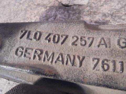Foto 2ª: Mangueta Delantera Izquierda Volkswagen Touareg 5.0 V10 TDI CAT AYH) 313CV 230KW (2003)