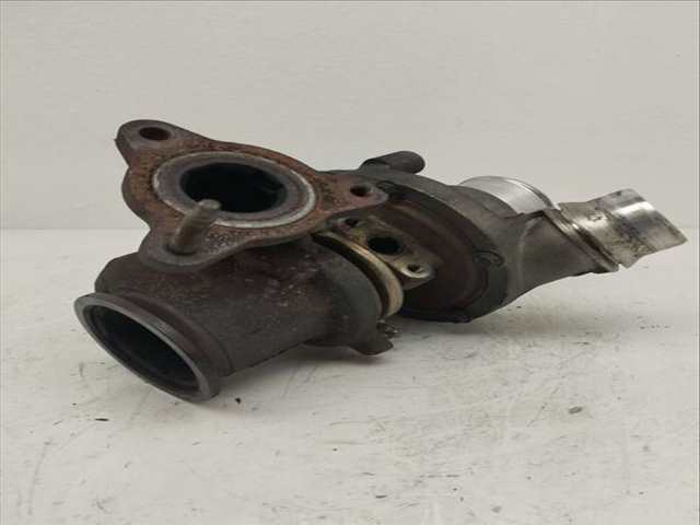 Foto 3ª: Turbocompresor Opel Astra DYNAMIC 110CV 81KW [B16DTE] (2017)