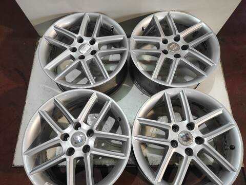 Juego LLantas Seat Exeo CAGA