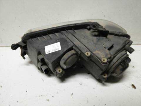 Foto 3ª: Faro Derecho Volkswagen Touran BXE (2008)