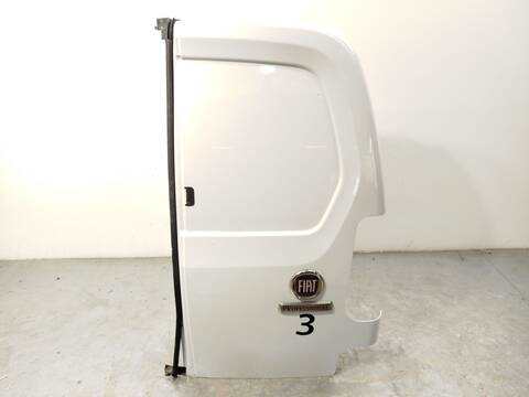 Foto 2ª: Puerta Trasera Derecha Fiat Doblo BLUEHDI 100 102CV 75KW FURGONETA [YH01] (2023)