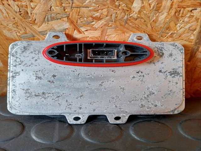 Foto 2ª: Centralita Faros Xenon Volkswagen Tiguan 2.0 TDI 140CV (2007)