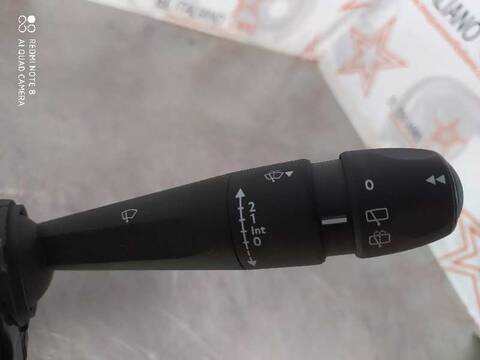 Foto 4ª: Mando Luces Peugeot 208 STYLE 100CV 73KW [9H06] (2015)