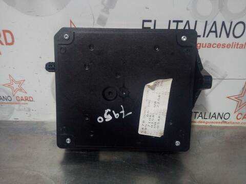 Foto 2ª: Caja Reles Fusibles Renault Megane LIFE BERLINA 116CV 85KW III BERLINA 5 P [H5F F4] (2016)