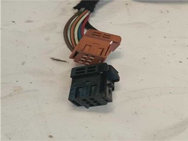Foto 3ª: Retrovisor Derecho Peugeot 3008 1.6 ACTIVE 111CV 82KW [9H05] (2011)