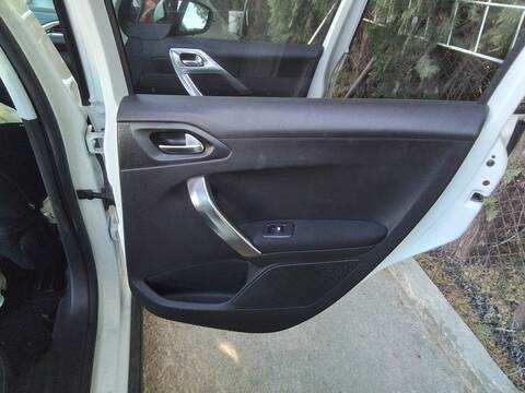 Tapizados Cartoneras Peugeot 2008 ALLURE 120CV 88KW