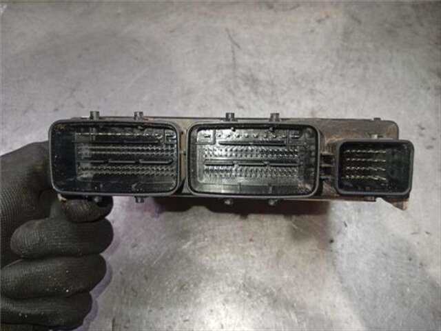 Foto 3ª: Centralita Motor ECU Dacia Dokker 1.5 ESSENTIAL [1.5 LTR. - 70 KW BLUE DCI DIESEL FAP CAT]