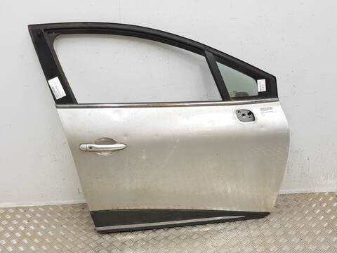 Puerta Delantera Derecha Renault Clio LIMITED