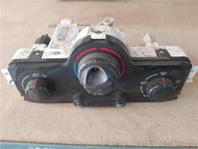 Mando Climatizador Renault Megane 1.5 AUTHENTIQUE [1.5 LTR. - 78 KW DCI DIESEL] II BERLINA 5P (10.2002-_)