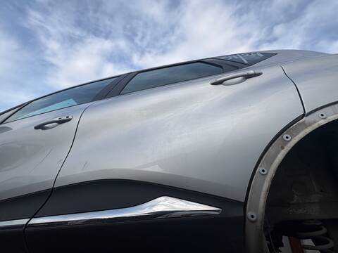 Foto 3ª: Puerta Trasera Izquierda Renault Captur K9K608 (2013)