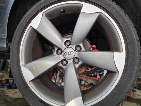 LLanta Chapa Audi A1 AMBITION 185CV 136KW