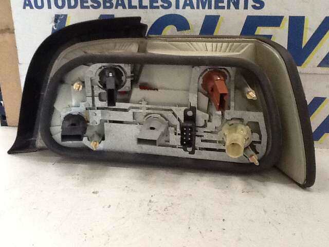 Foto 3ª: Piloto Trasero Izquierdo Bmw Serie 3 318 1.8 G E36) COUPE [184E2] (1998)